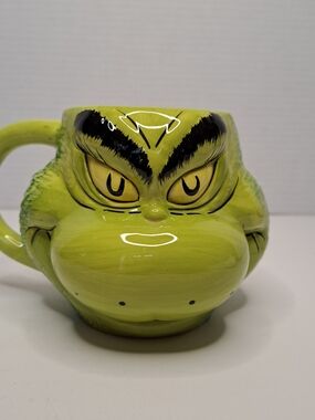 Dr Seuss The Grinch 3D Coffee Mug 2015 holds 16oz